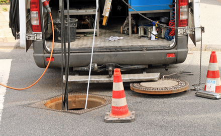 Common myths about trenchless sewer line repairs debunked