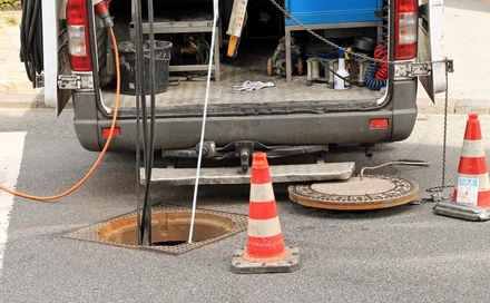 Common Myths About Trenchless Sewer Line Repairs – Debunked!